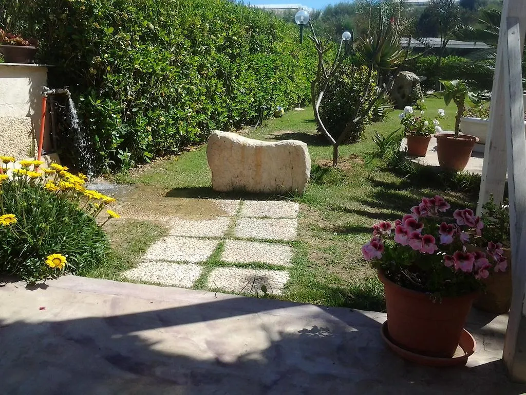 Kamarina Land Bed & Breakfast Santa Croce Camerina 2*,  Italy