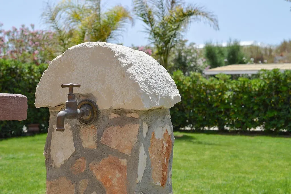 Kamarina Land Bed & Breakfast Santa Croce Camerina 2*,